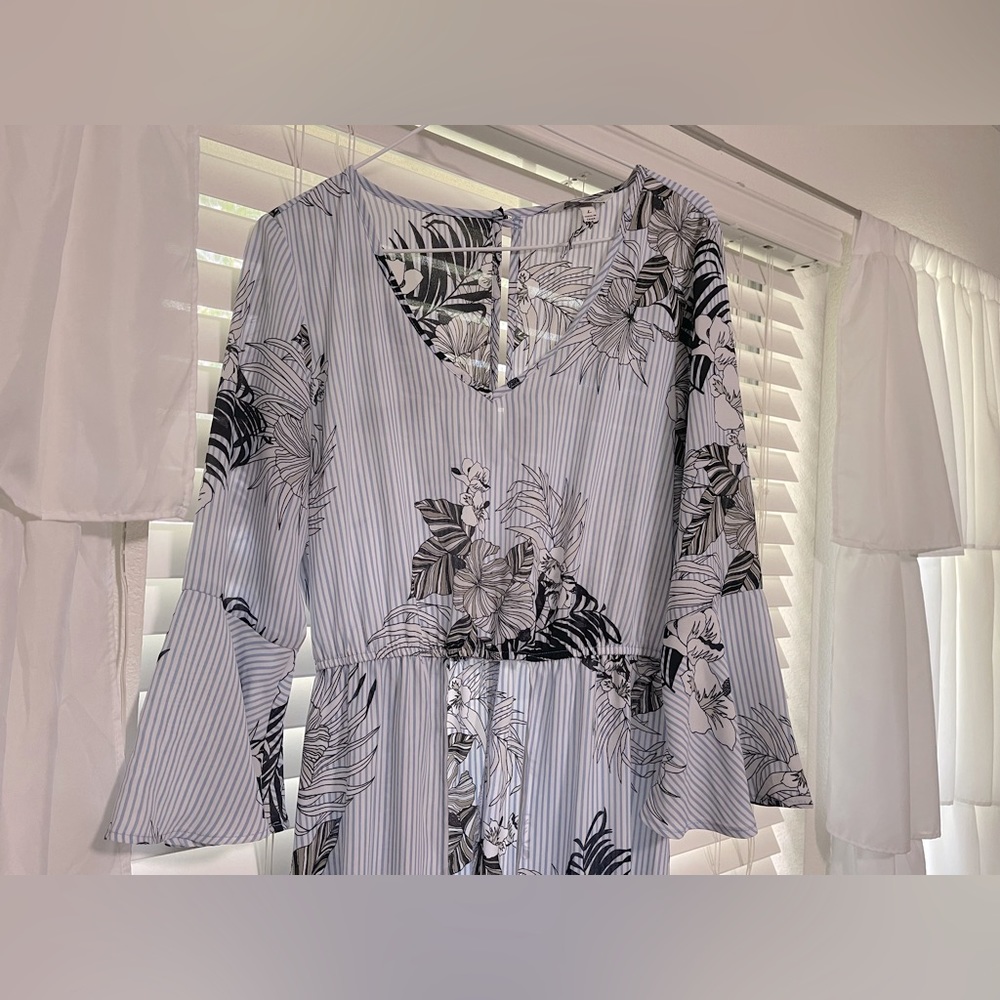 Mix patterned top - Picture 5 of 5